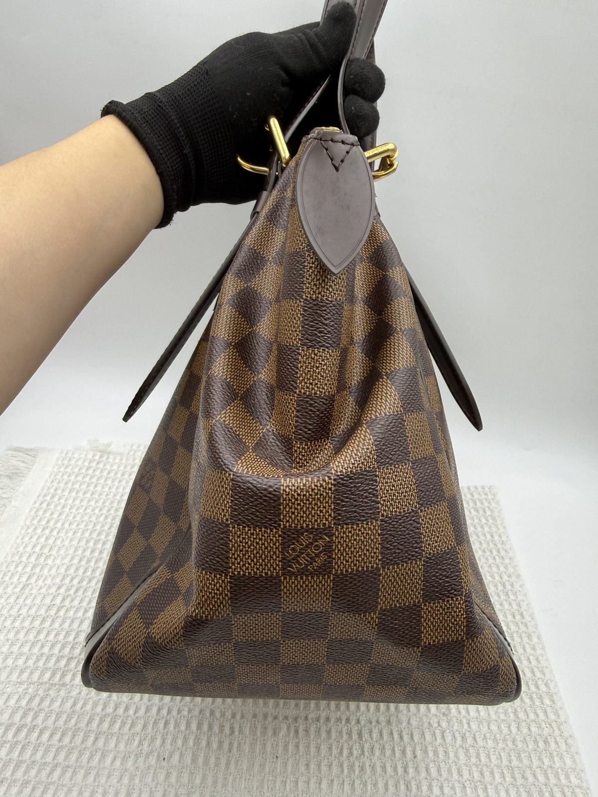 Louis Vuitton Verona PM - Damier Ebene detail view 4