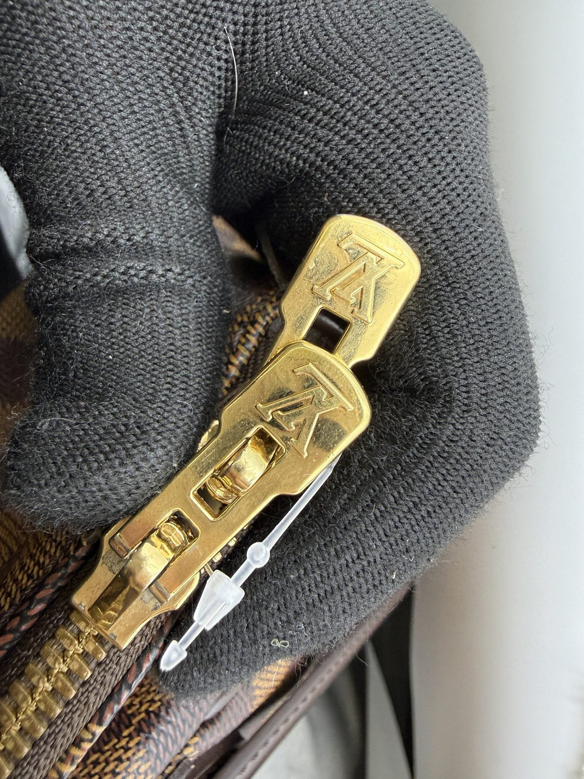 Louis Vuitton Verona PM - Damier Ebene detail view 9