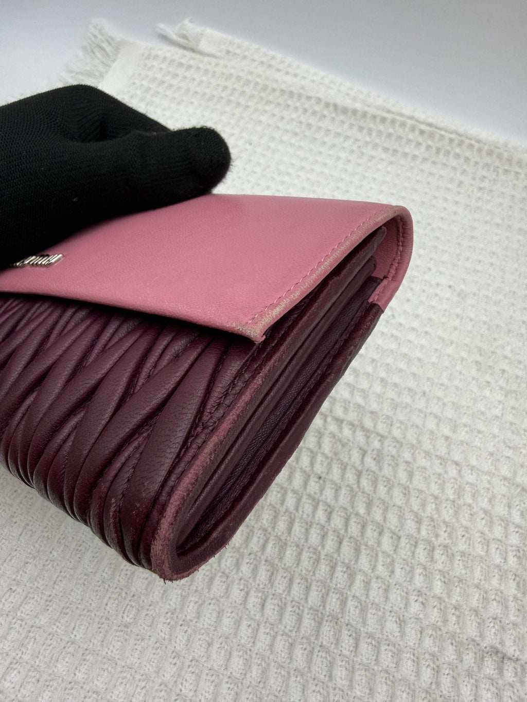Miu Miu Matelassé - Pink and Burgundy Leather detail view 3