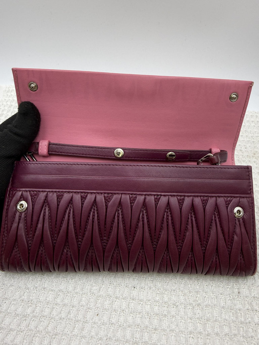Miu Miu Matelassé - Pink and Burgundy Leather detail view 5