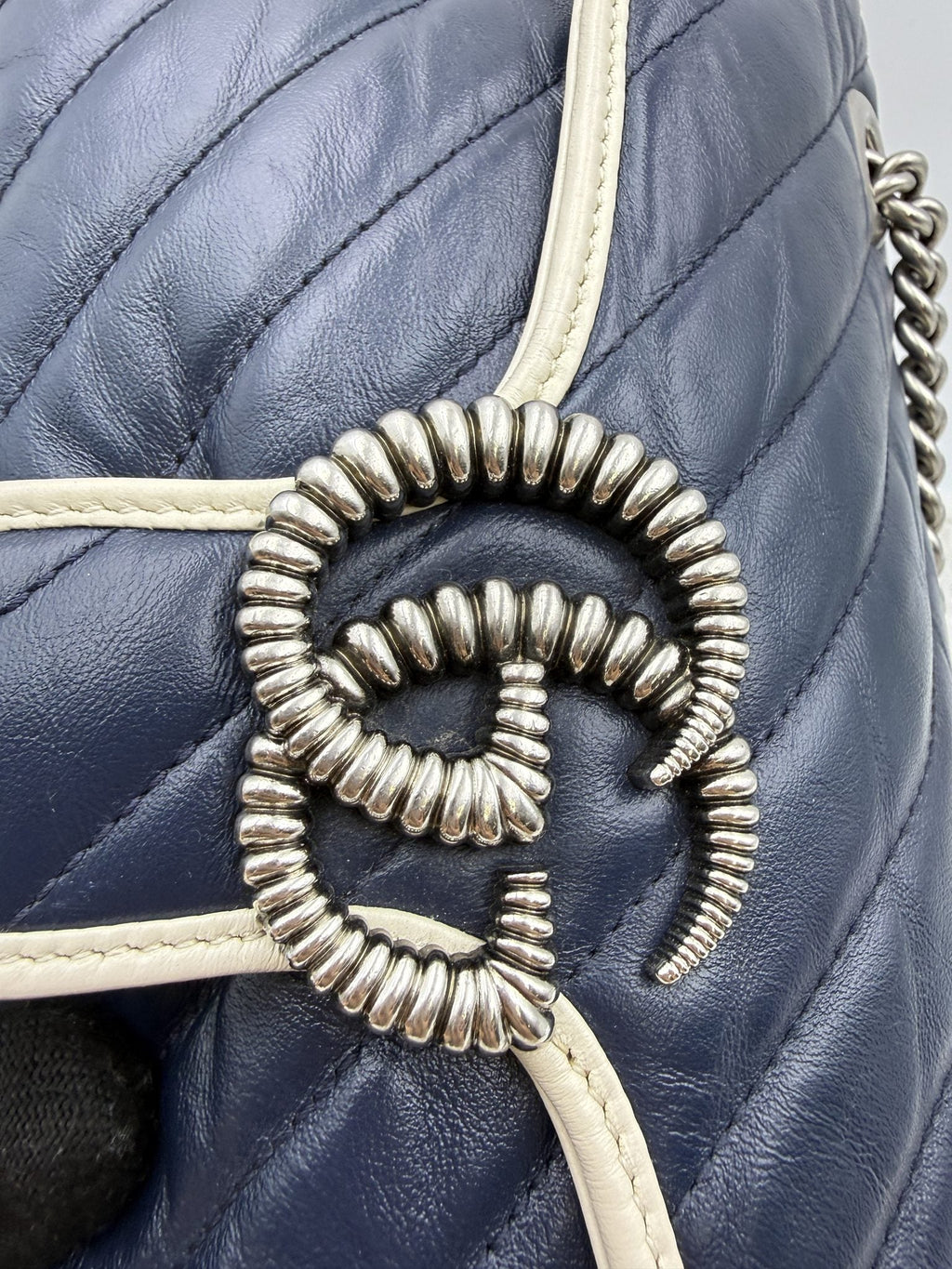 Gucci GG Marmont Small Top Handle Bag - Blue and White detail view 9