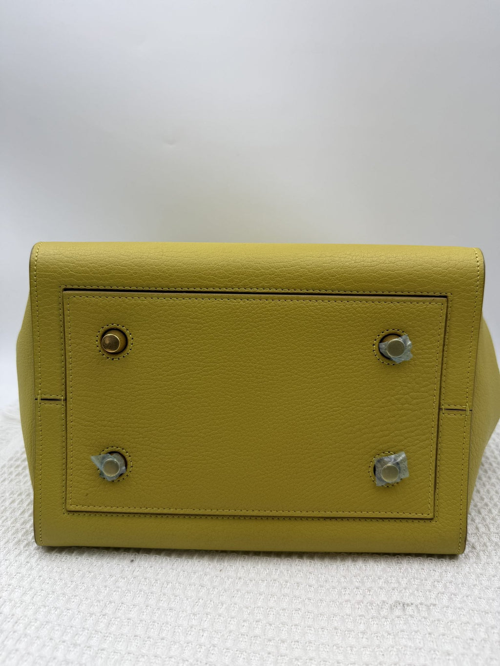 Celine Cabas Phantom Tote - Yellow Pebbled Leather detail view 3