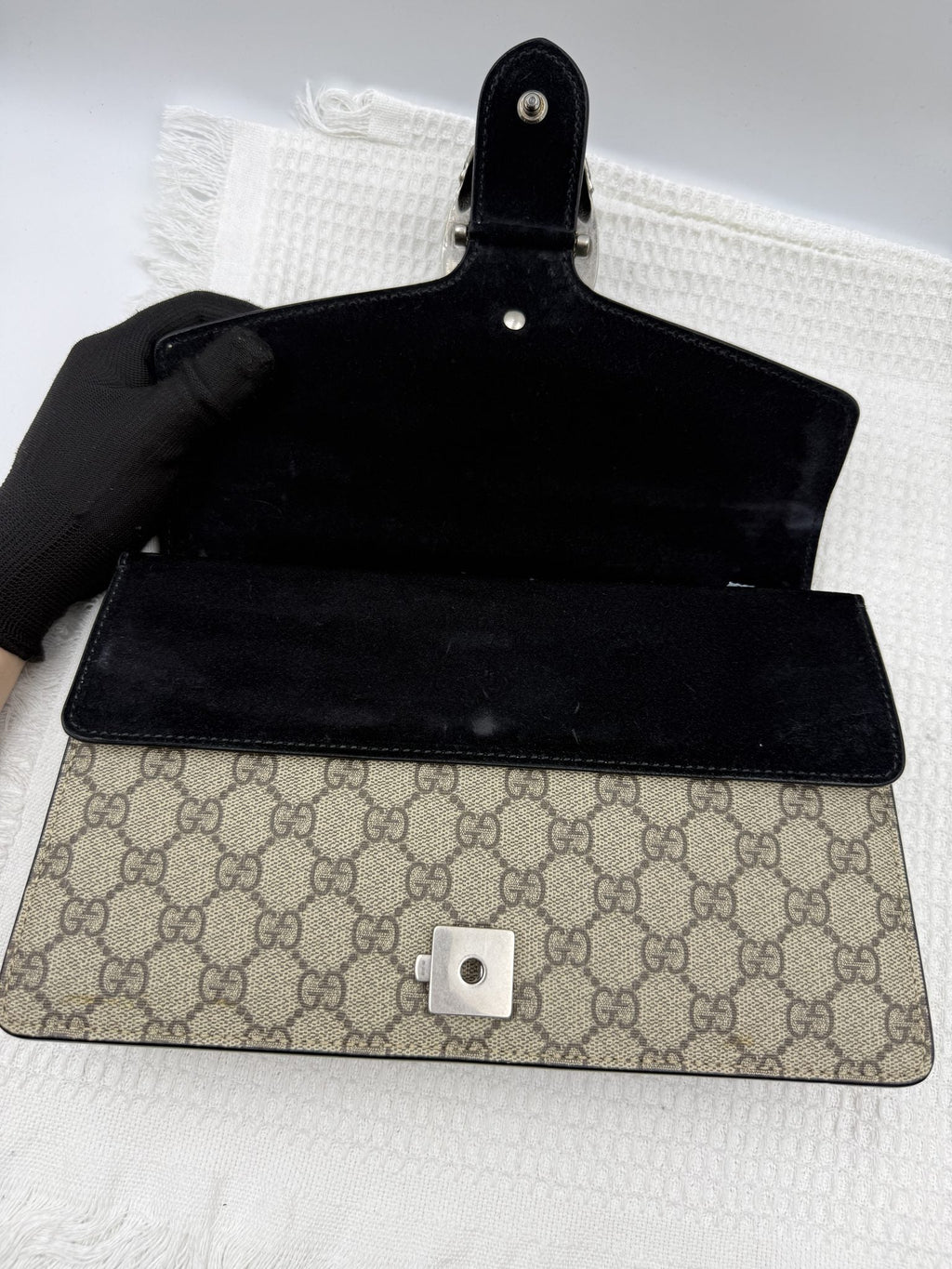 Gucci Dionysus - GG Supreme and Black detail view 6