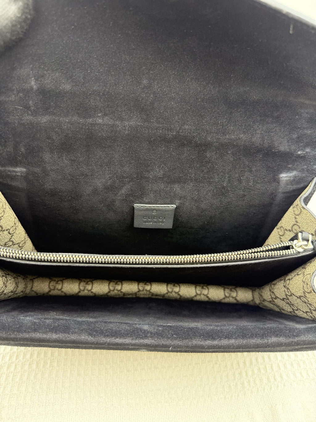 Gucci Dionysus - GG Supreme and Black detail view 8