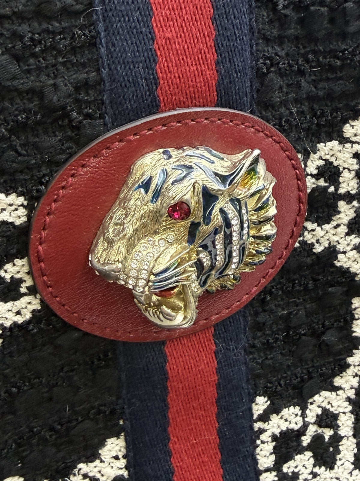 Gucci Rajah Tiger Head Tote - Burgundy and Black detail view 3