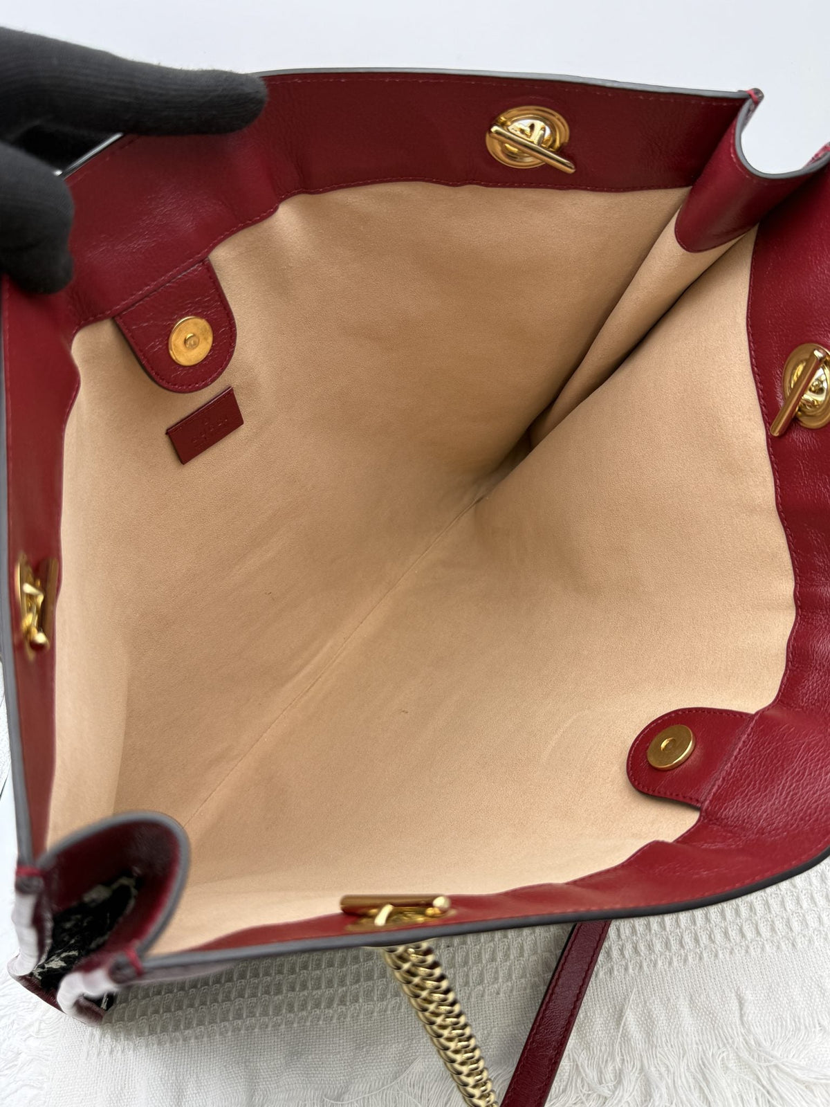 Gucci Rajah Tiger Head Tote - Burgundy and Black detail view 5
