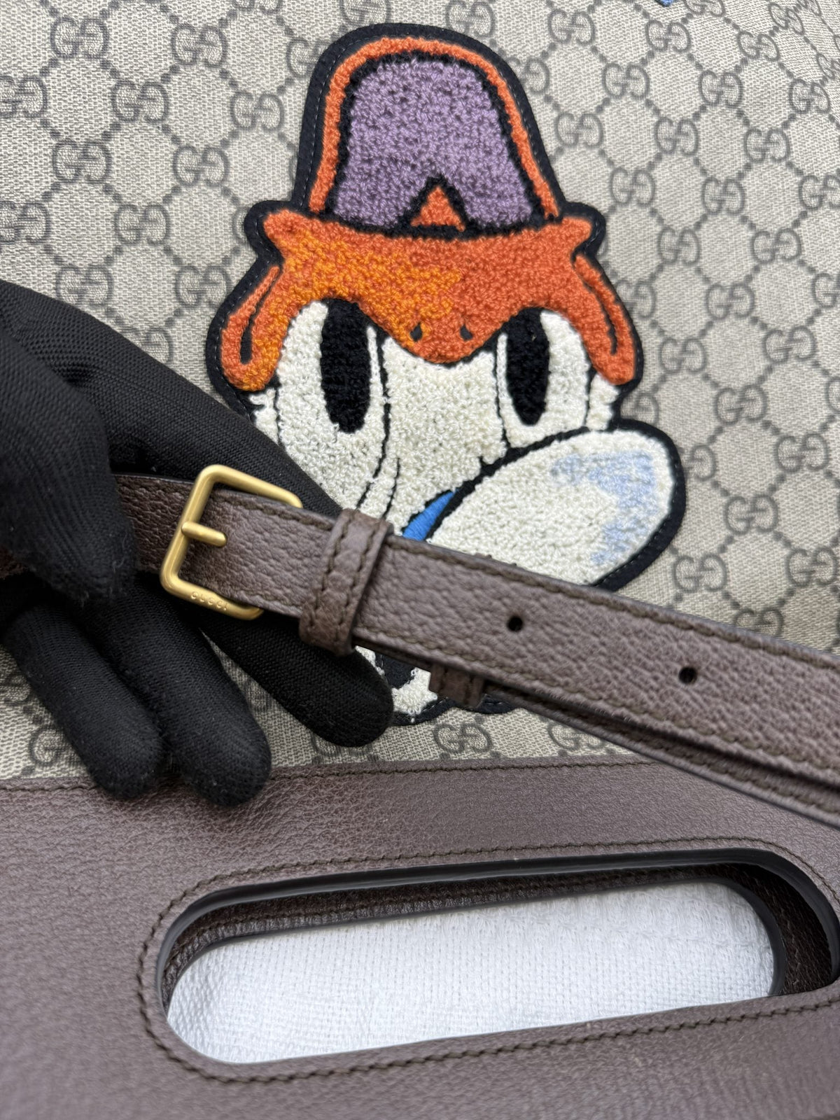 Disney x Gucci Donald Duck GG Supreme Tote detail view 3