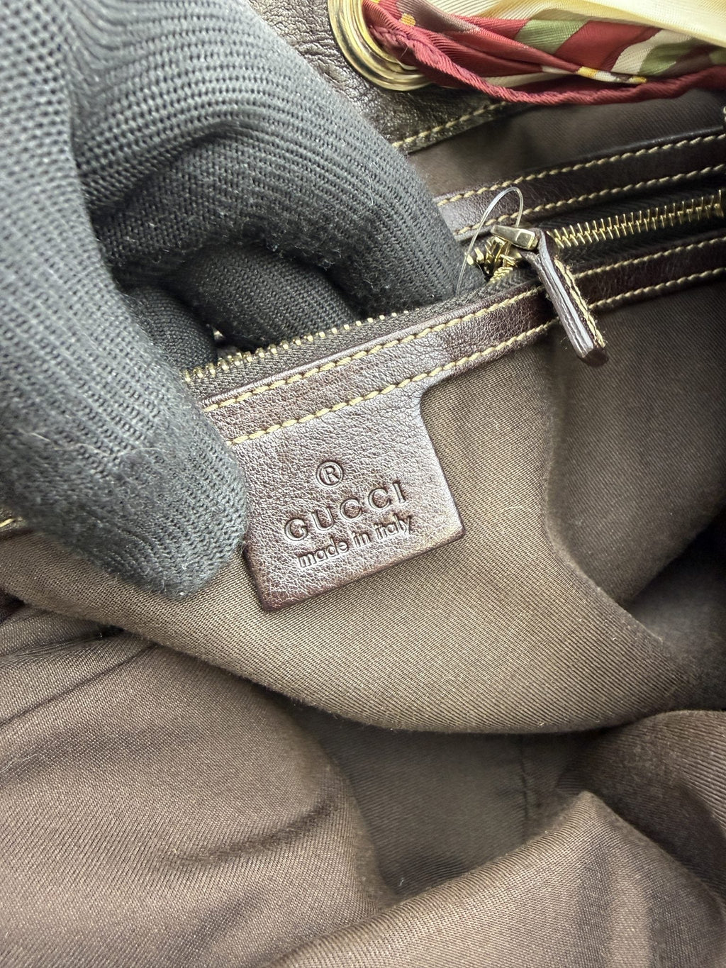Gucci GG Supreme Scarf-Handle Tote detail view 6