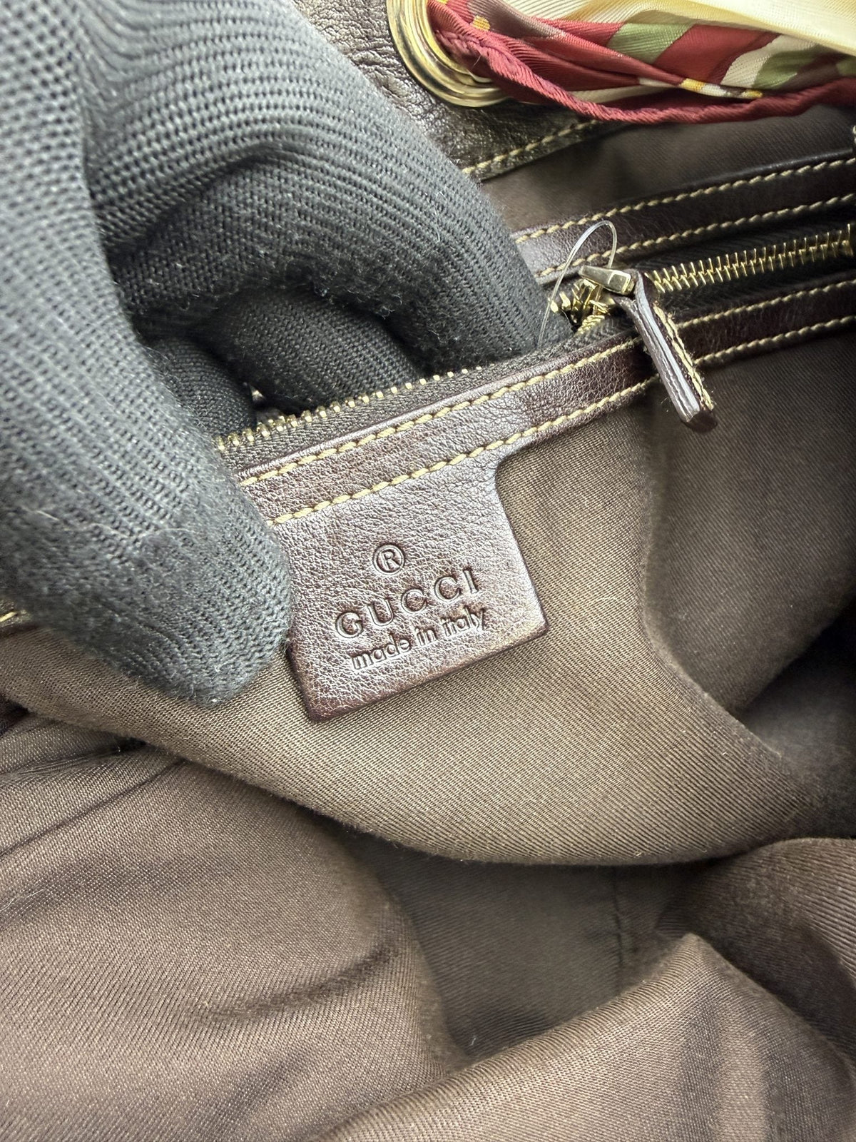 Gucci GG Supreme Scarf-Handle Tote detail view 6