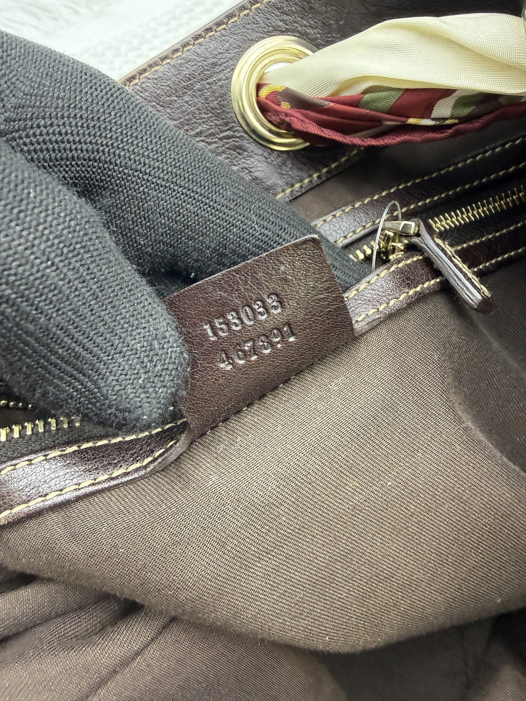 Gucci GG Supreme Scarf-Handle Tote detail view 7