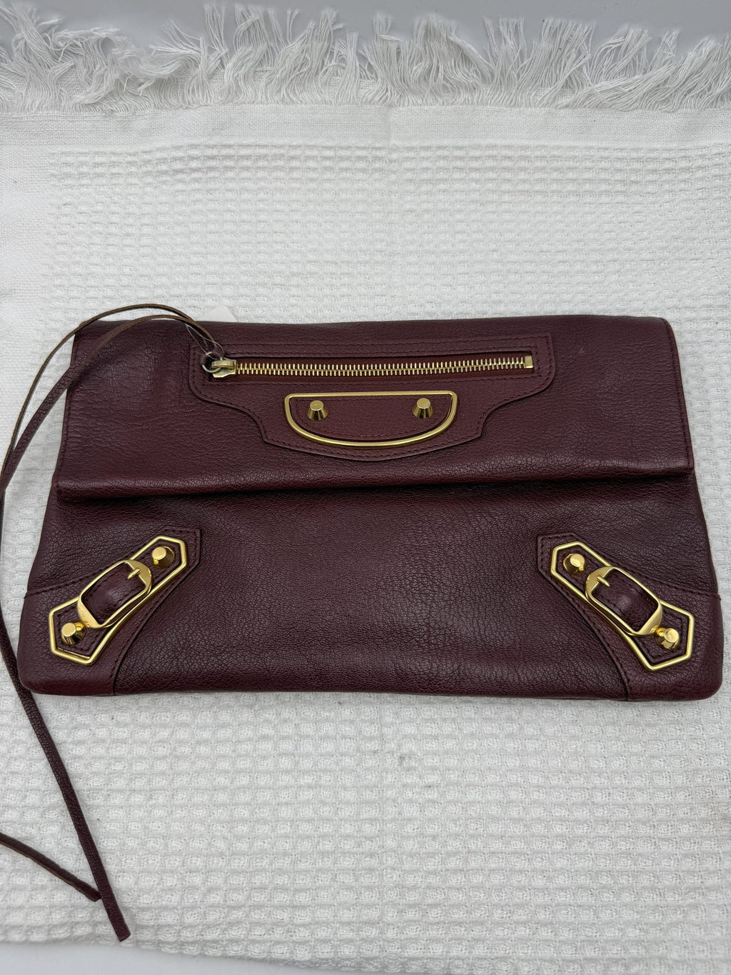 Balenciaga Giant Envelope Clutch - Burgundy Leather detail view 2