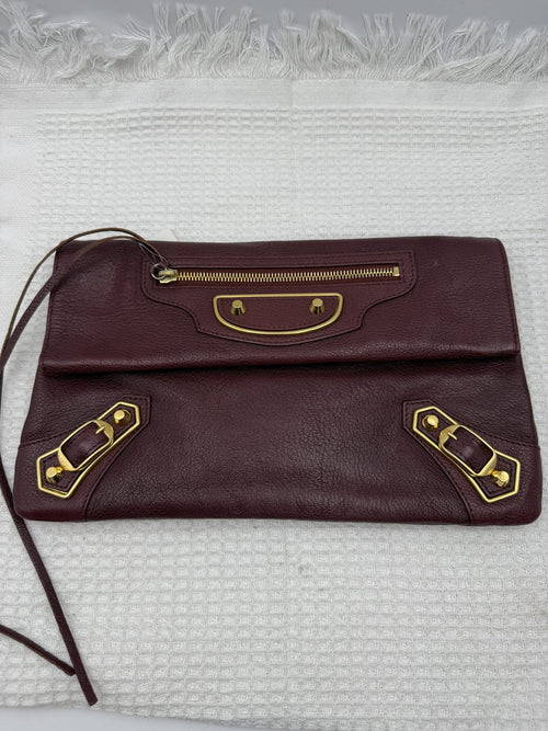 Balenciaga Giant Envelope Clutch - Burgundy Leather detail view 2
