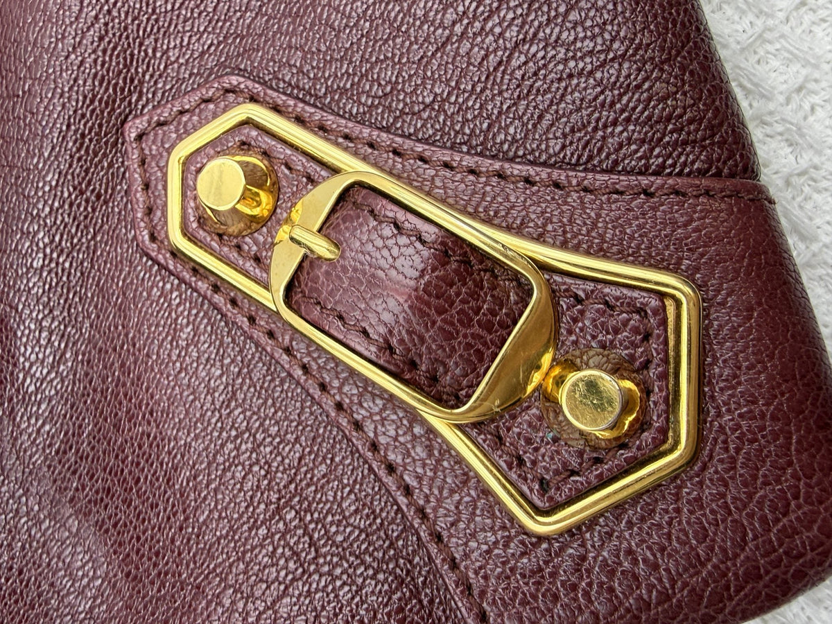 Balenciaga Giant Envelope Clutch - Burgundy Leather detail view 12