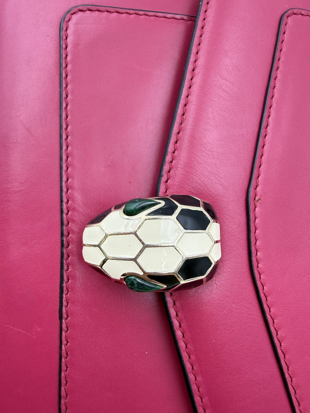 Bvlgari Serpenti Forever - Pink Leather detail view 8