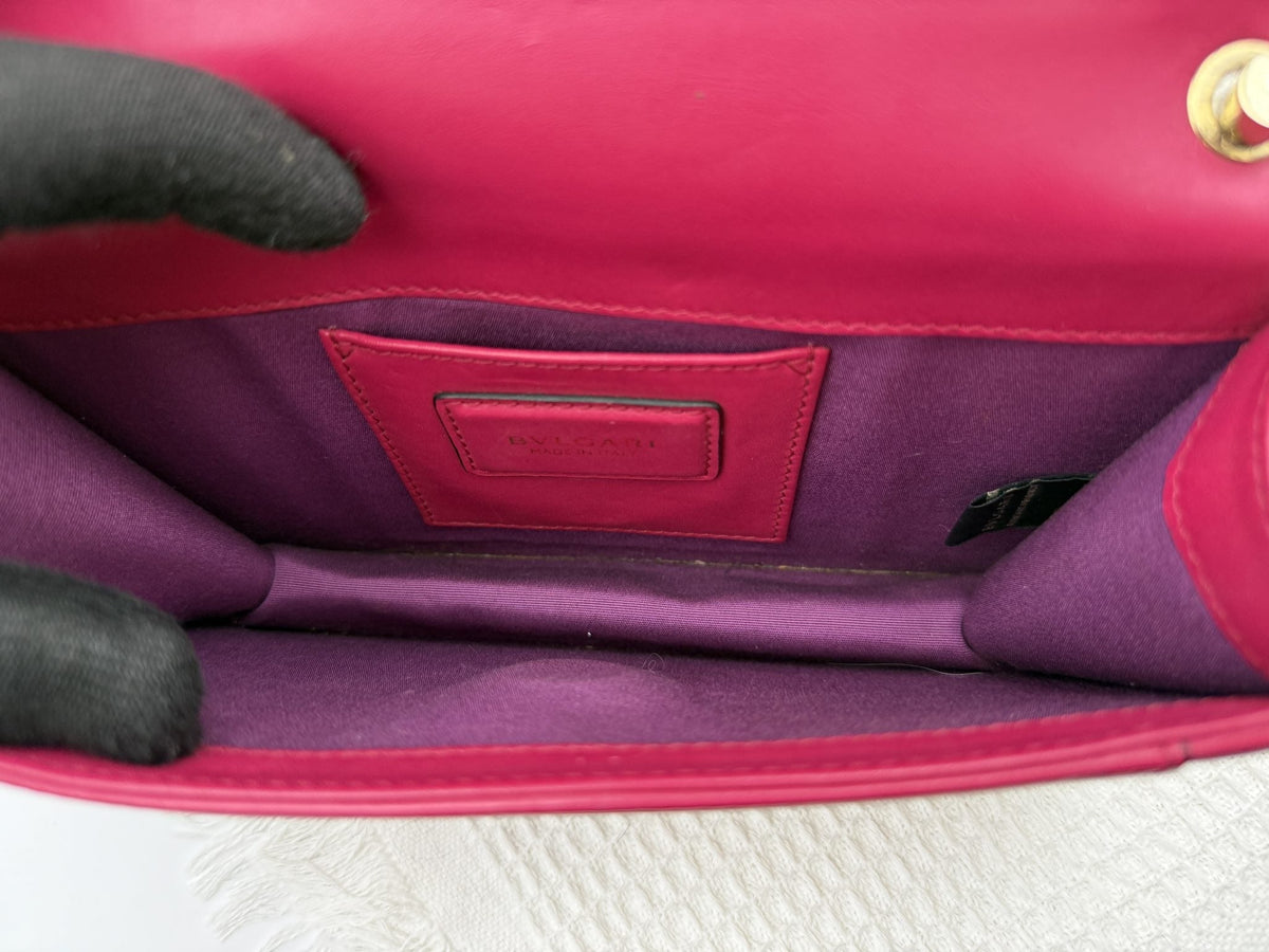 Bvlgari Serpenti Forever - Pink Leather detail view 18