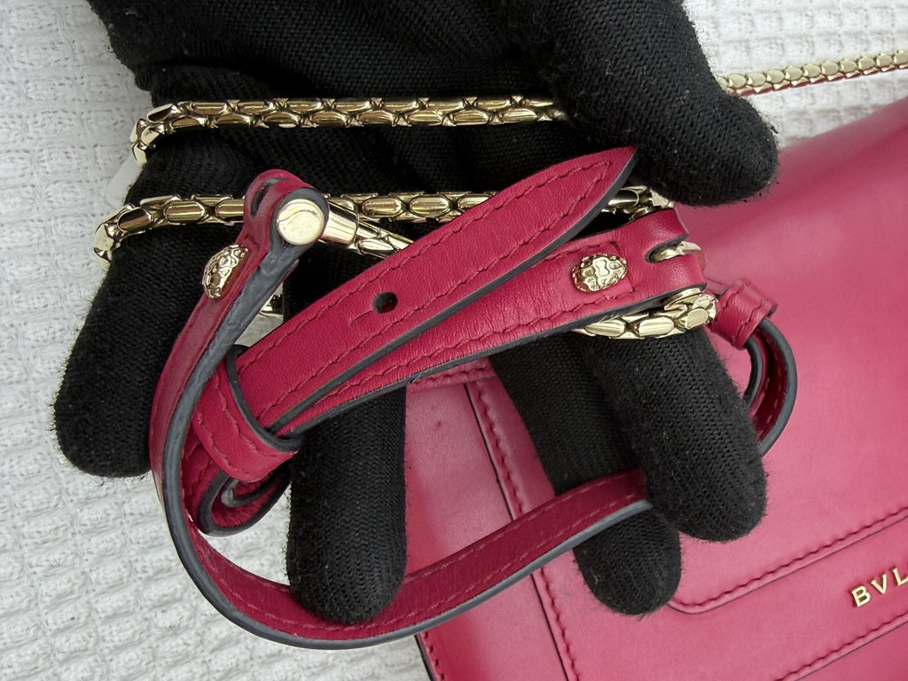 Bvlgari Serpenti Forever - Pink Leather detail view 24
