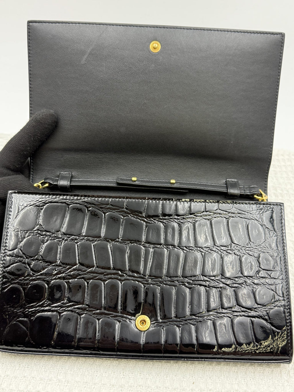 Saint Laurent Kate - Black Croc-Embossed Leather detail view 8