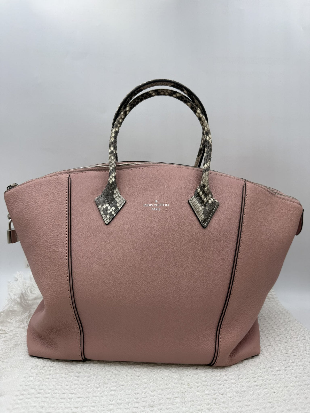Louis Vuitton Lockit MM - Pink Leather with Python Trim front view