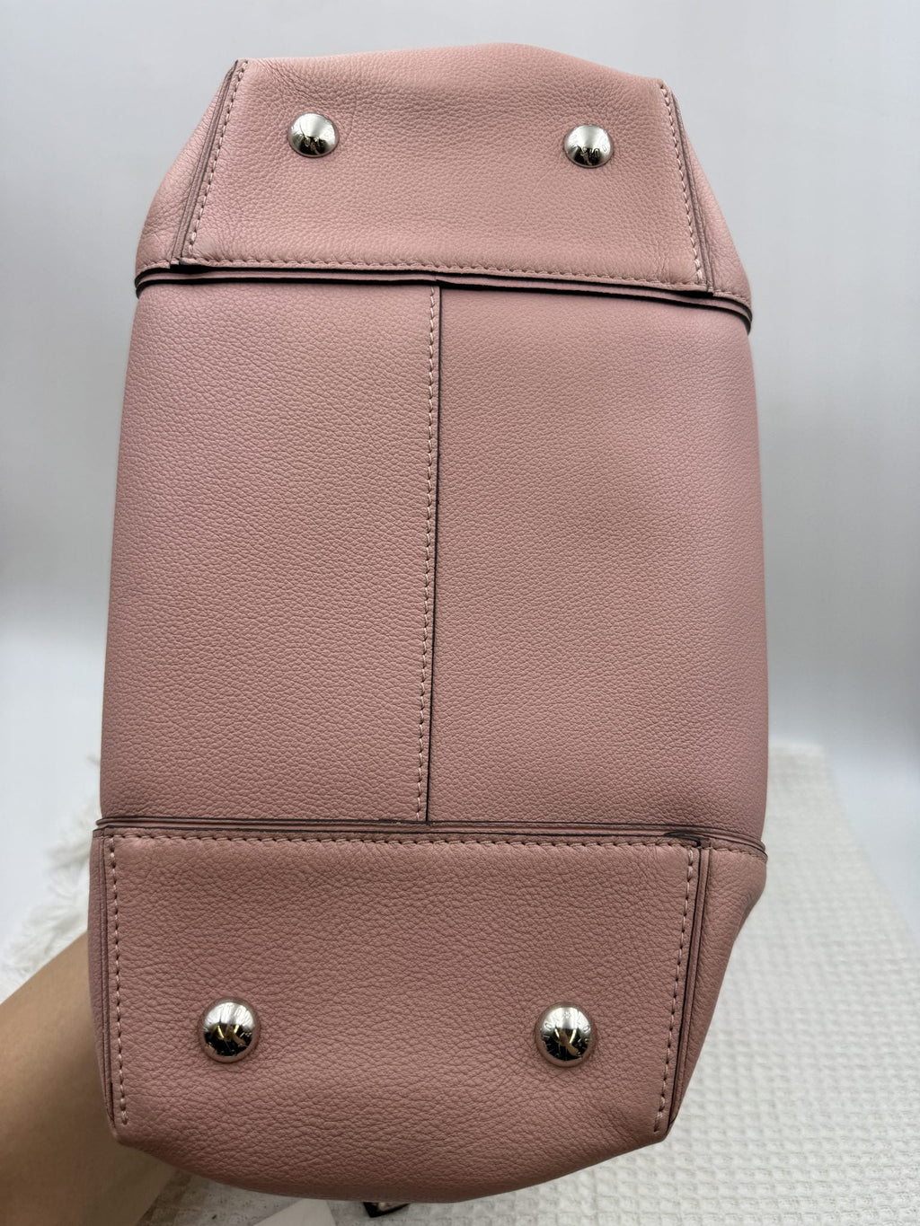 Louis Vuitton Lockit MM - Pink Leather with Python Trim detail view 5