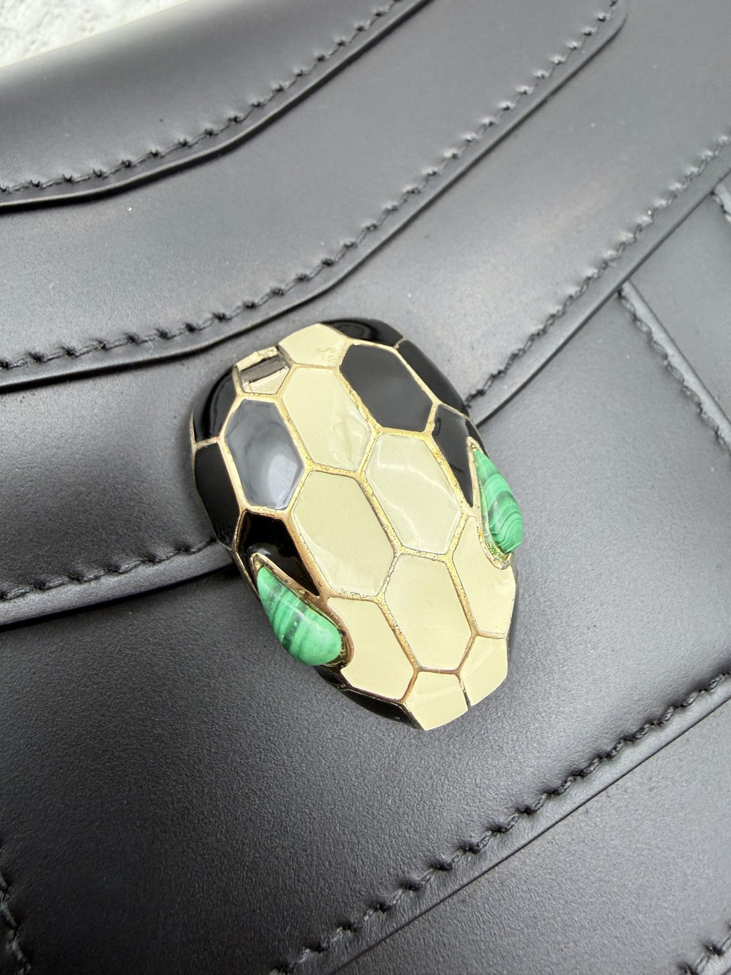 Bvlgari Serpenti Forever - Black Leather detail view 3