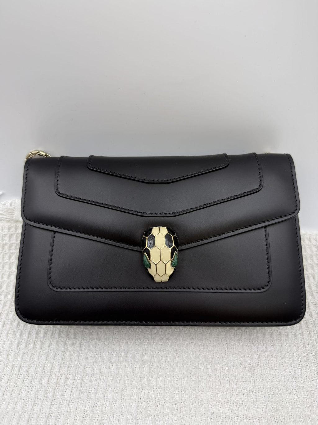 Bvlgari Serpenti Forever - Black Leather front view