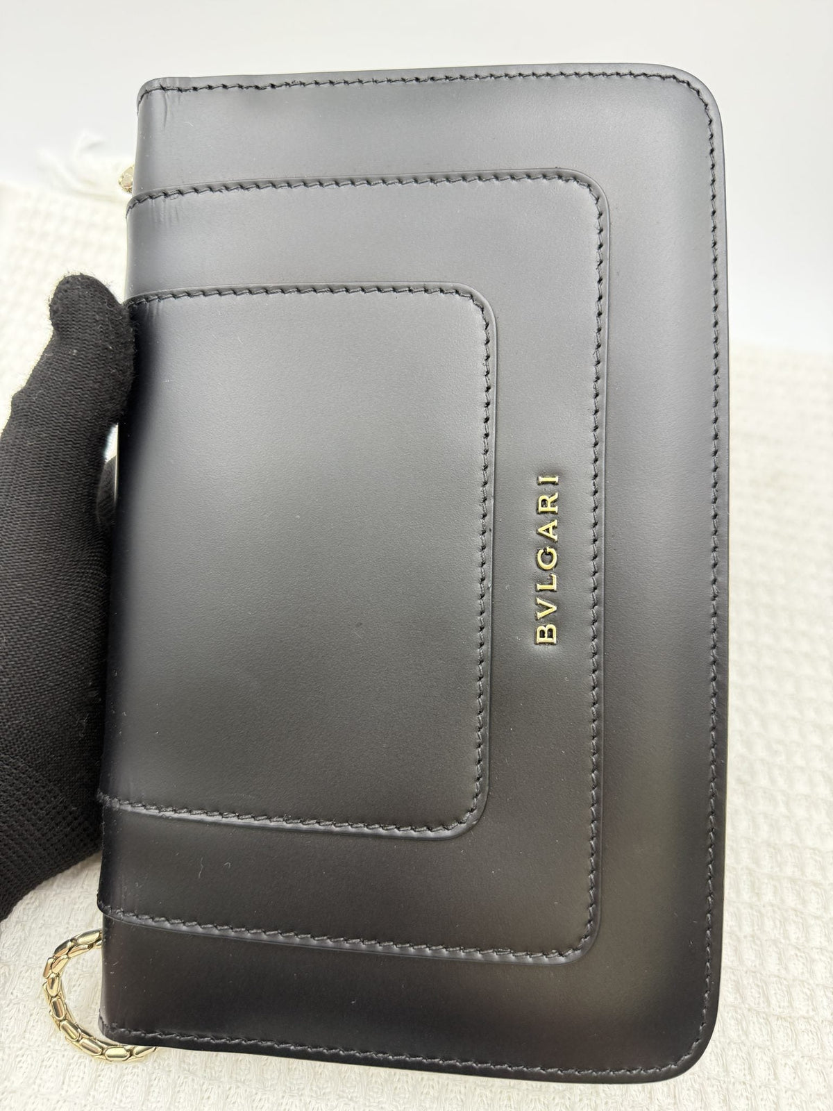 Bvlgari Serpenti Forever - Black Leather detail view 2