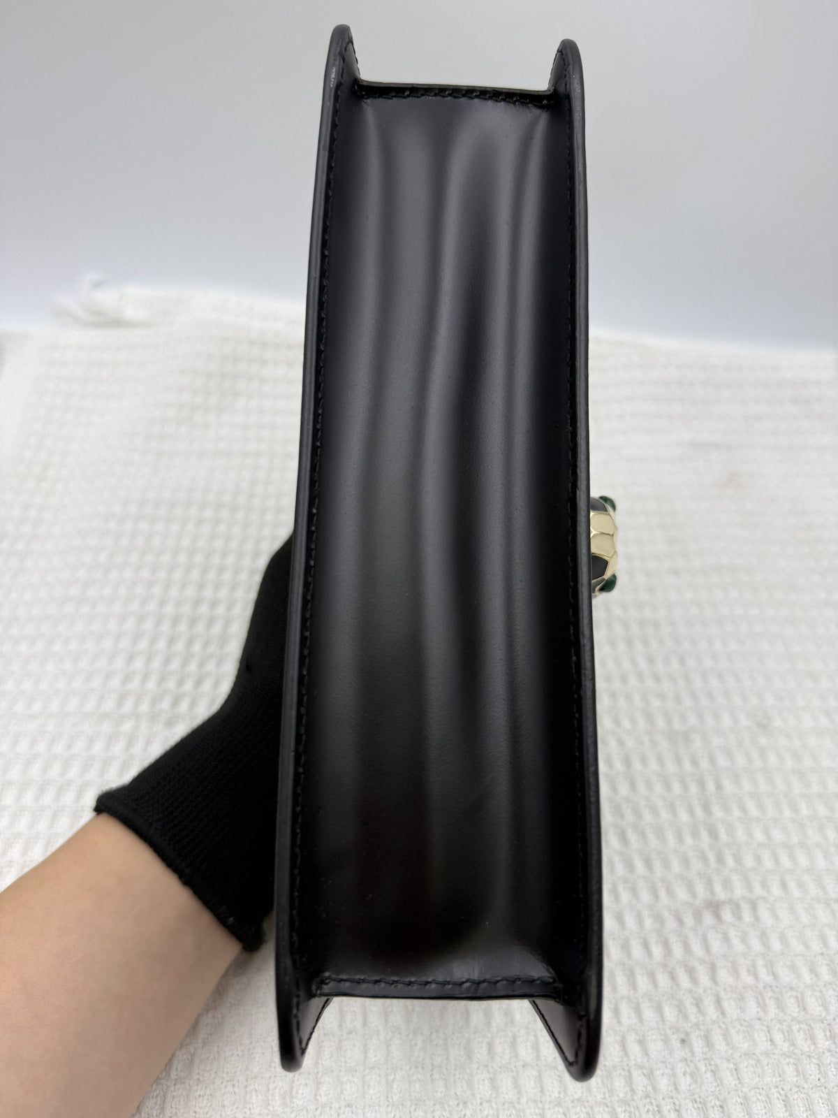 Bvlgari Serpenti Forever - Black Leather detail view 3