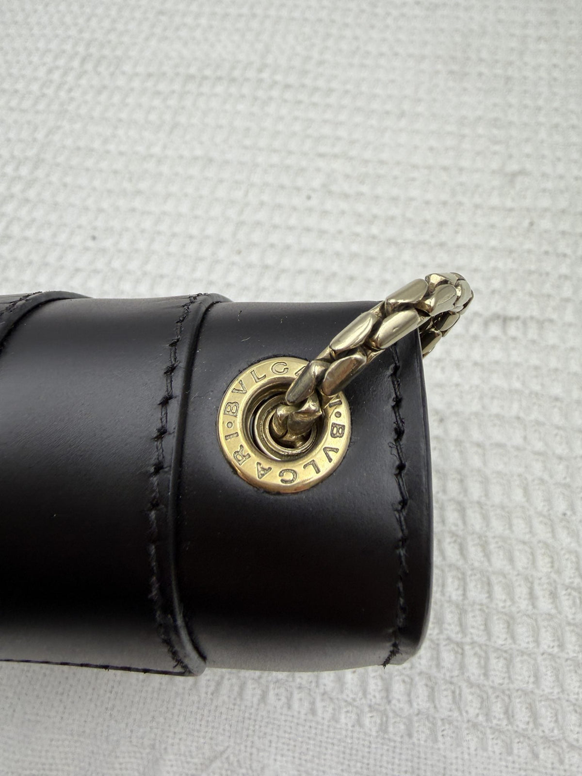 Bvlgari Serpenti Forever - Black Leather detail view 5