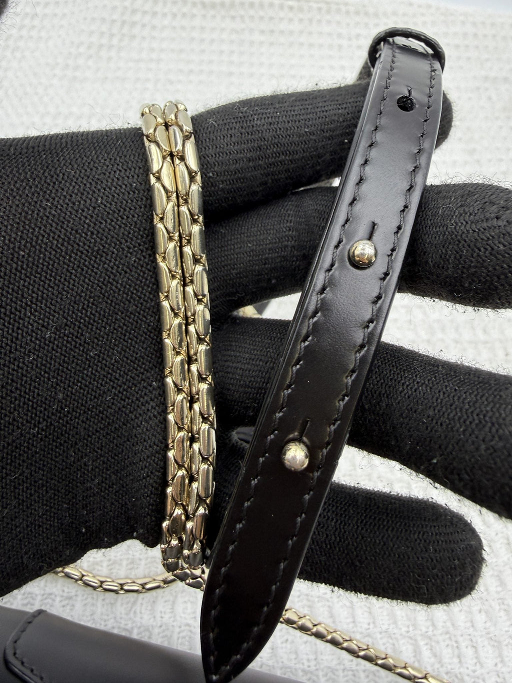 Bvlgari Serpenti Forever - Black Leather detail view 8