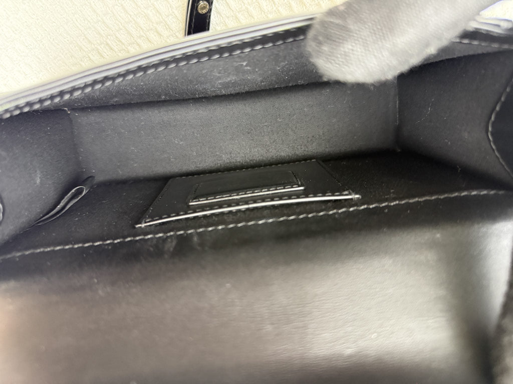 Bvlgari Serpenti Forever - Black Leather detail view 9