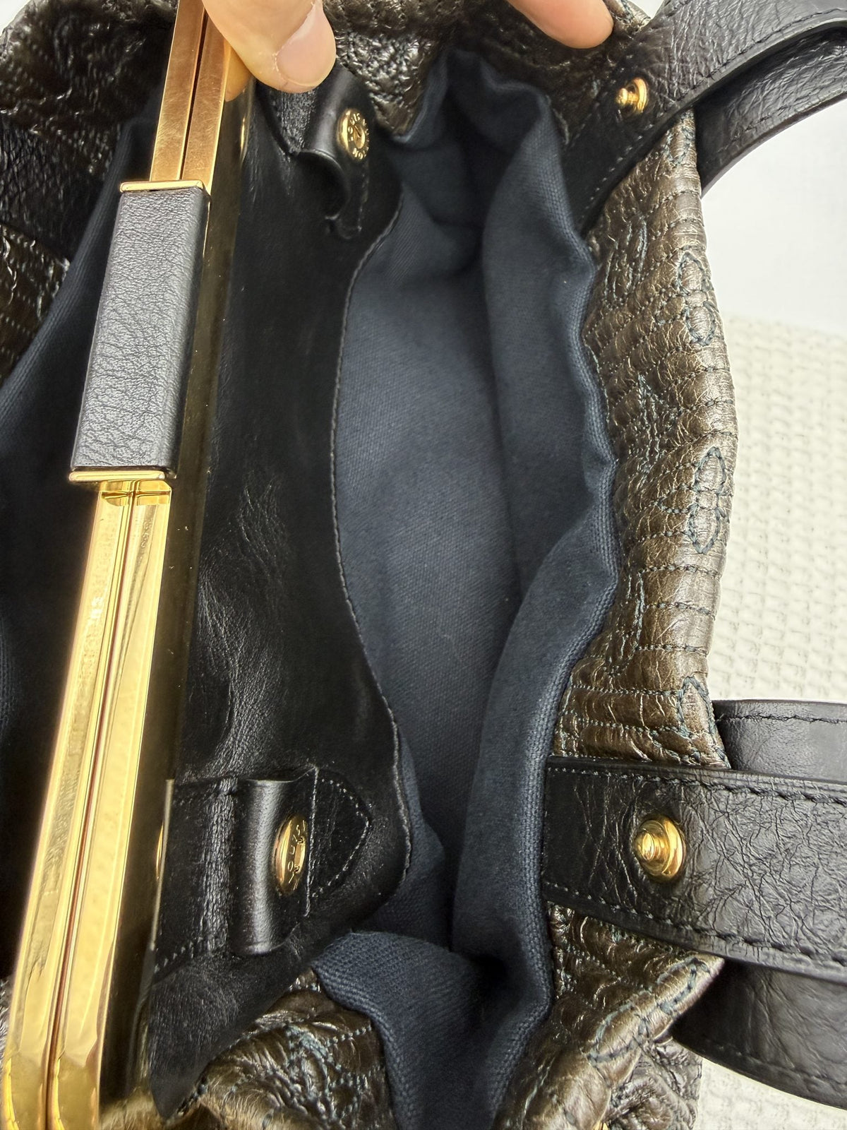 Louis Vuitton Monogram Motard Biker - Marron detail view 4