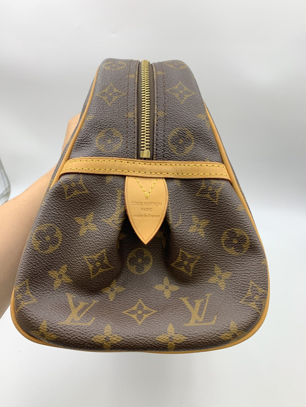 Louis Vuitton Monogram Montorgueil GM Shoulder Bag - view 4