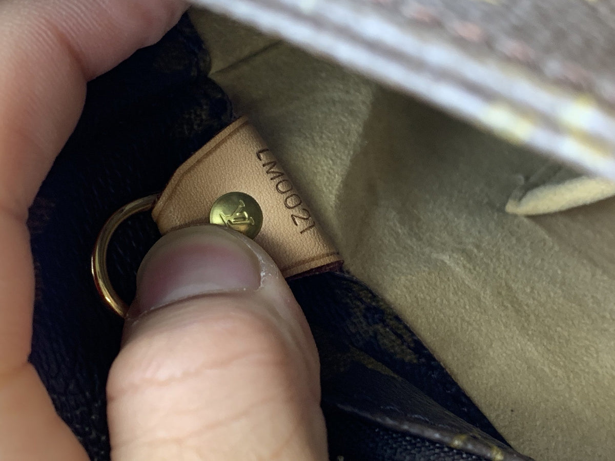 Louis Vuitton Monogram Luco Tote Bag - view 10