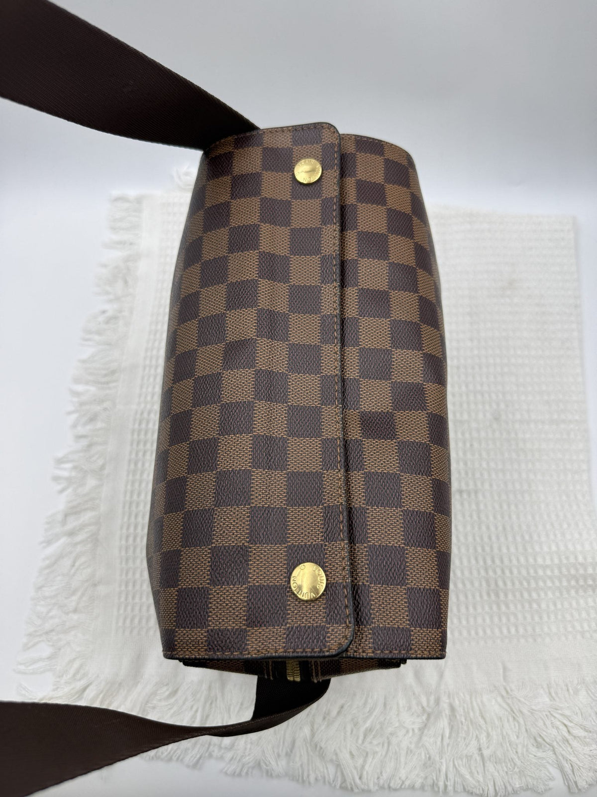 Louis Vuitton Brooklyn - Damier Ebene Coated Canvas and Leather detail view 4