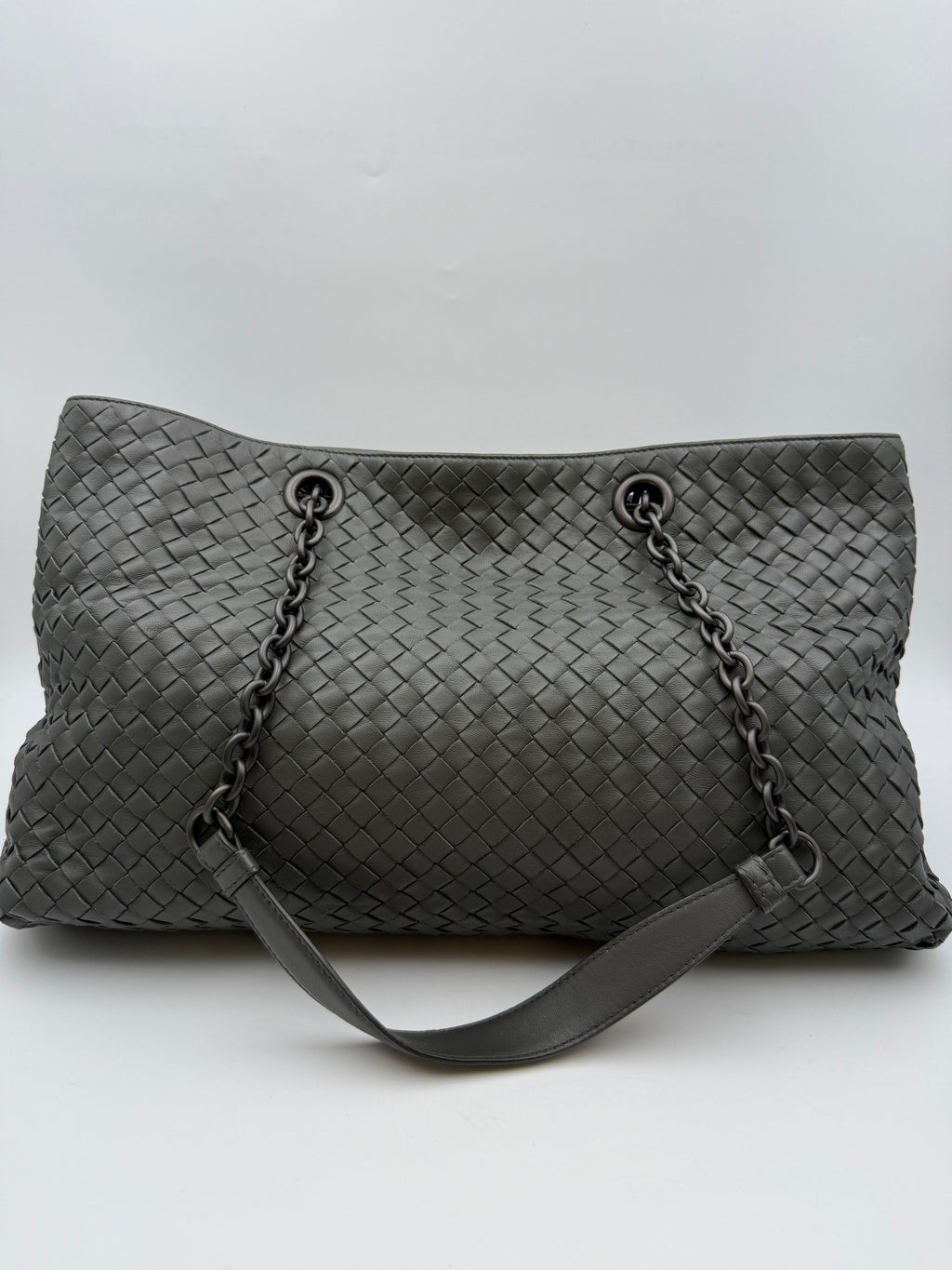 Bottega Veneta Intrecciato Chain Tote, Gray, stock 0197151 – front