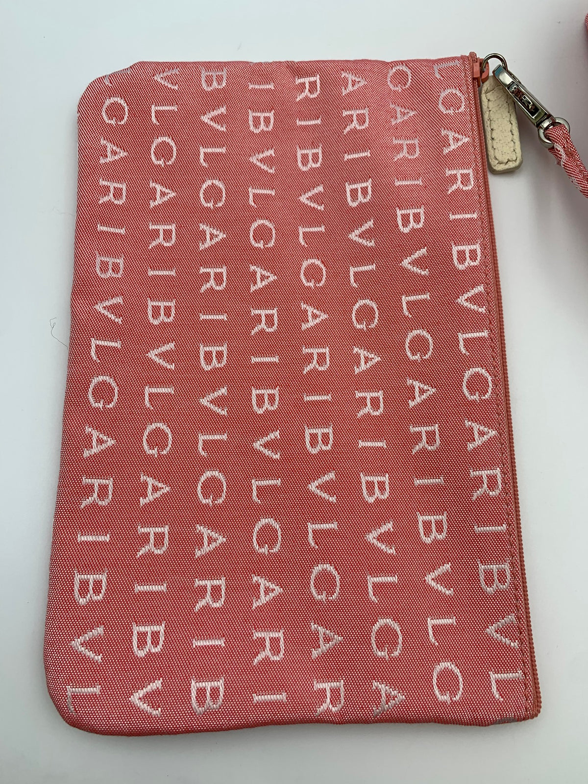 Bvlgari Logomania Tote, Pink and ivory, stock 0197255 – matching pouch back