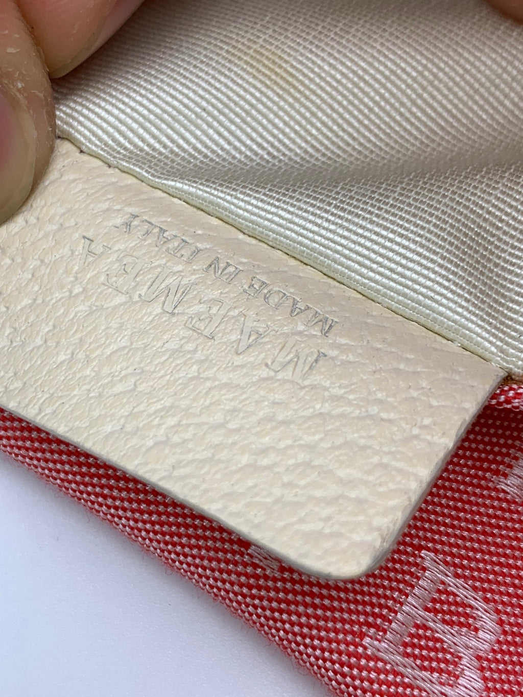 Bvlgari Logomania Tote, Pink and ivory, stock 0197255 – pouch interior