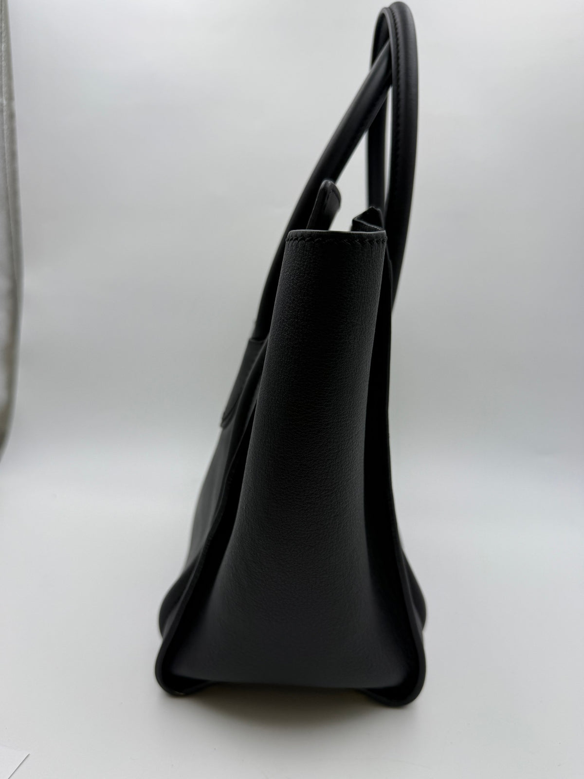 Celine Luggage Tote, Black, stock 0381081 – right side