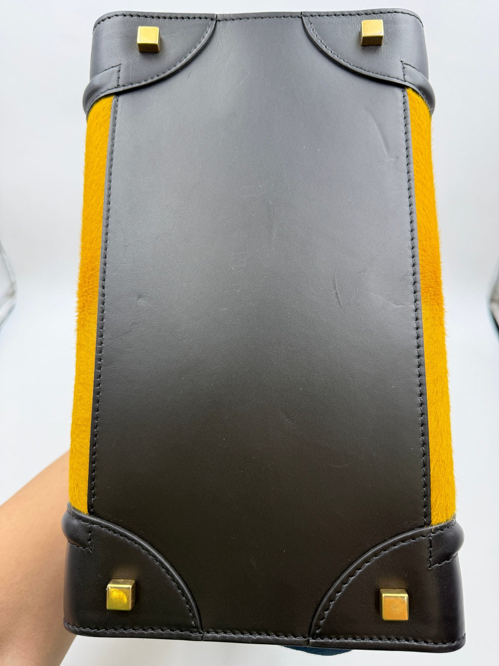 Celine Luggage Tote, Yellow, navy and black, stock 0271128 – base