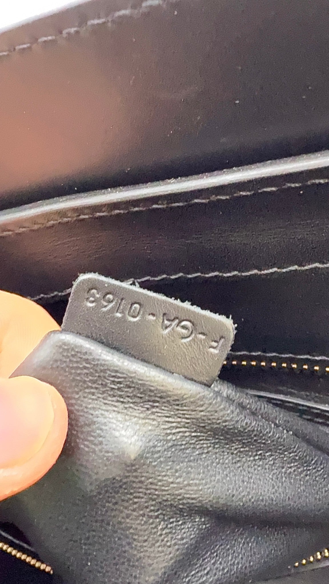 Celine Luggage Tote, Yellow, navy and black, stock 0271128 – interior stamp