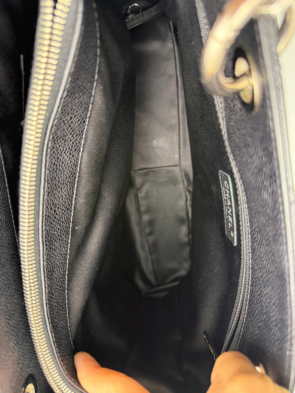 Chanel Grand Shopping Tote, Black, stock 0197137 – interior pocket