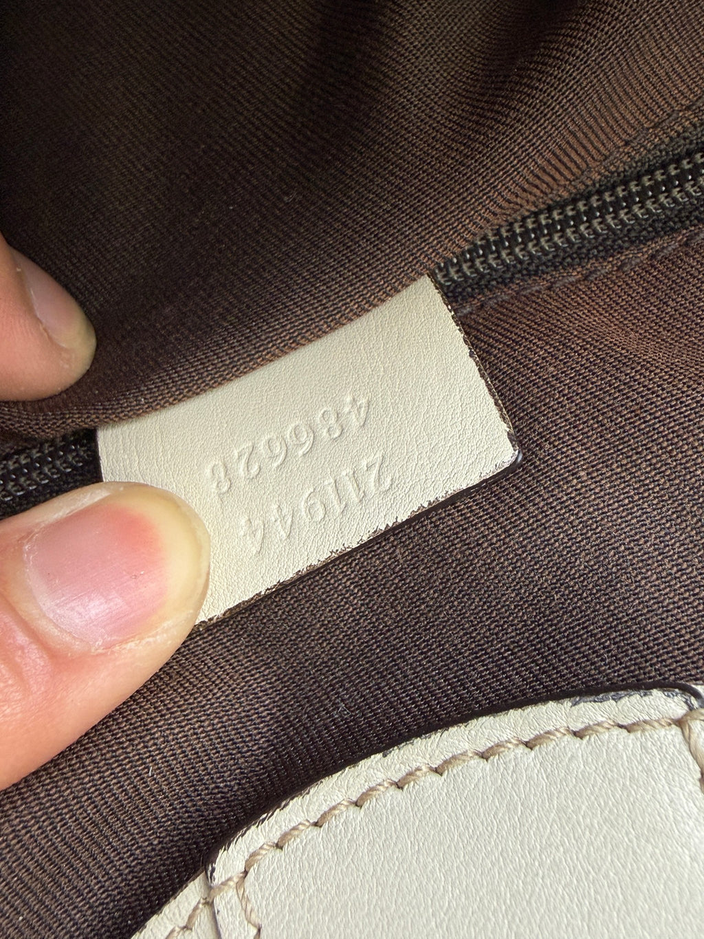 Gucci D-Ring GG Canvas Tote, Beige and ivory, stock 0197008 – interior label