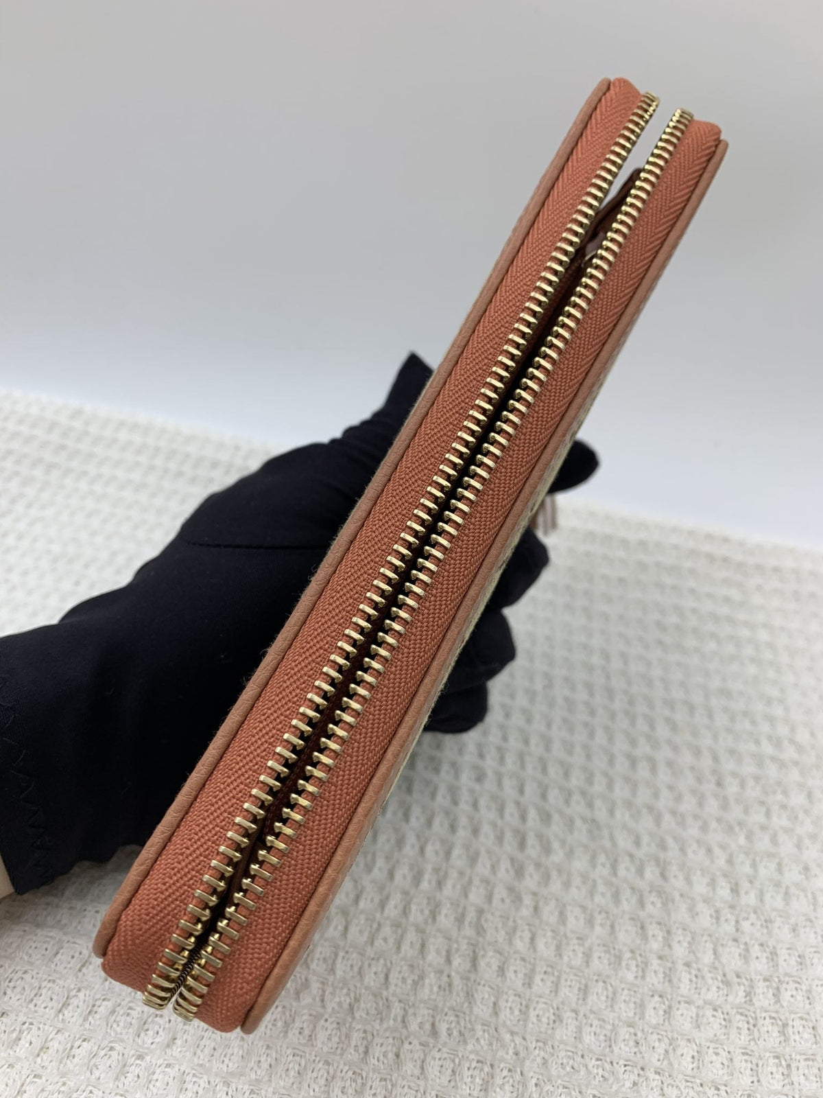 Gucci GG Canvas Bamboo Tassel Zip Wallet - view 4 - item 0143013