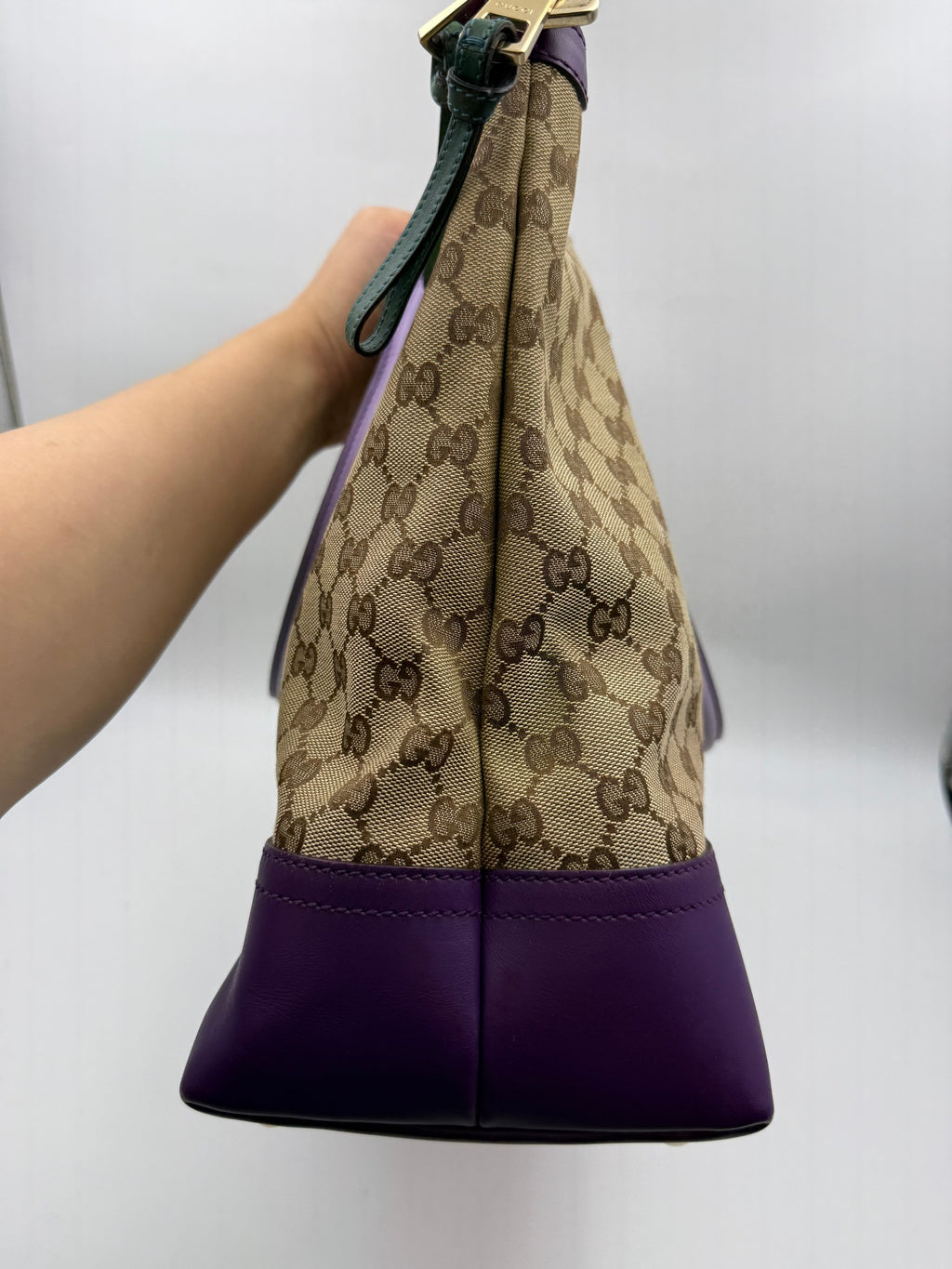 Gucci GG Canvas Tote, Beige and purple, stock 0284004 – left side