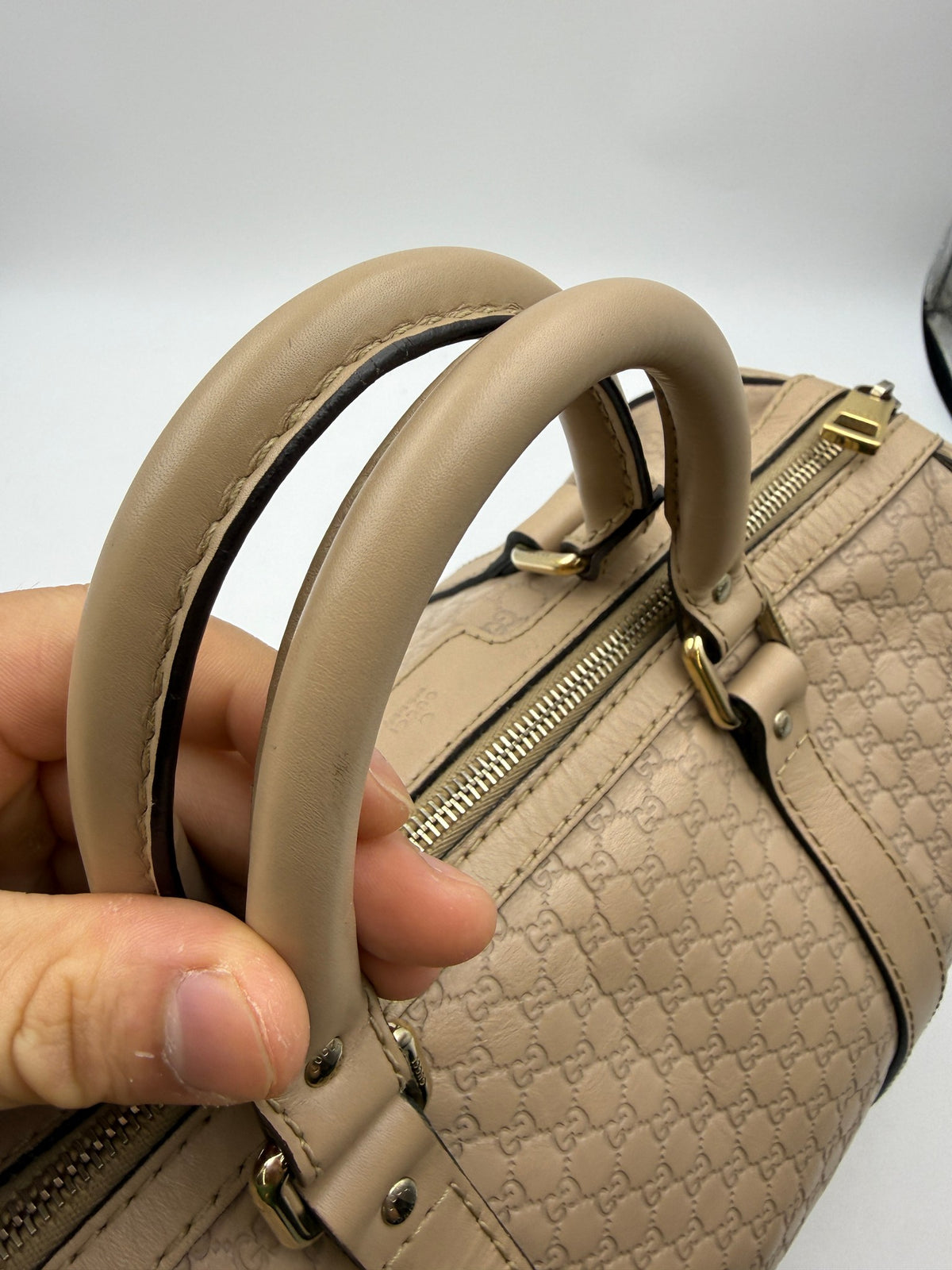 Gucci Microguccissima Boston Bag, Beige, stock 0197154 – handles