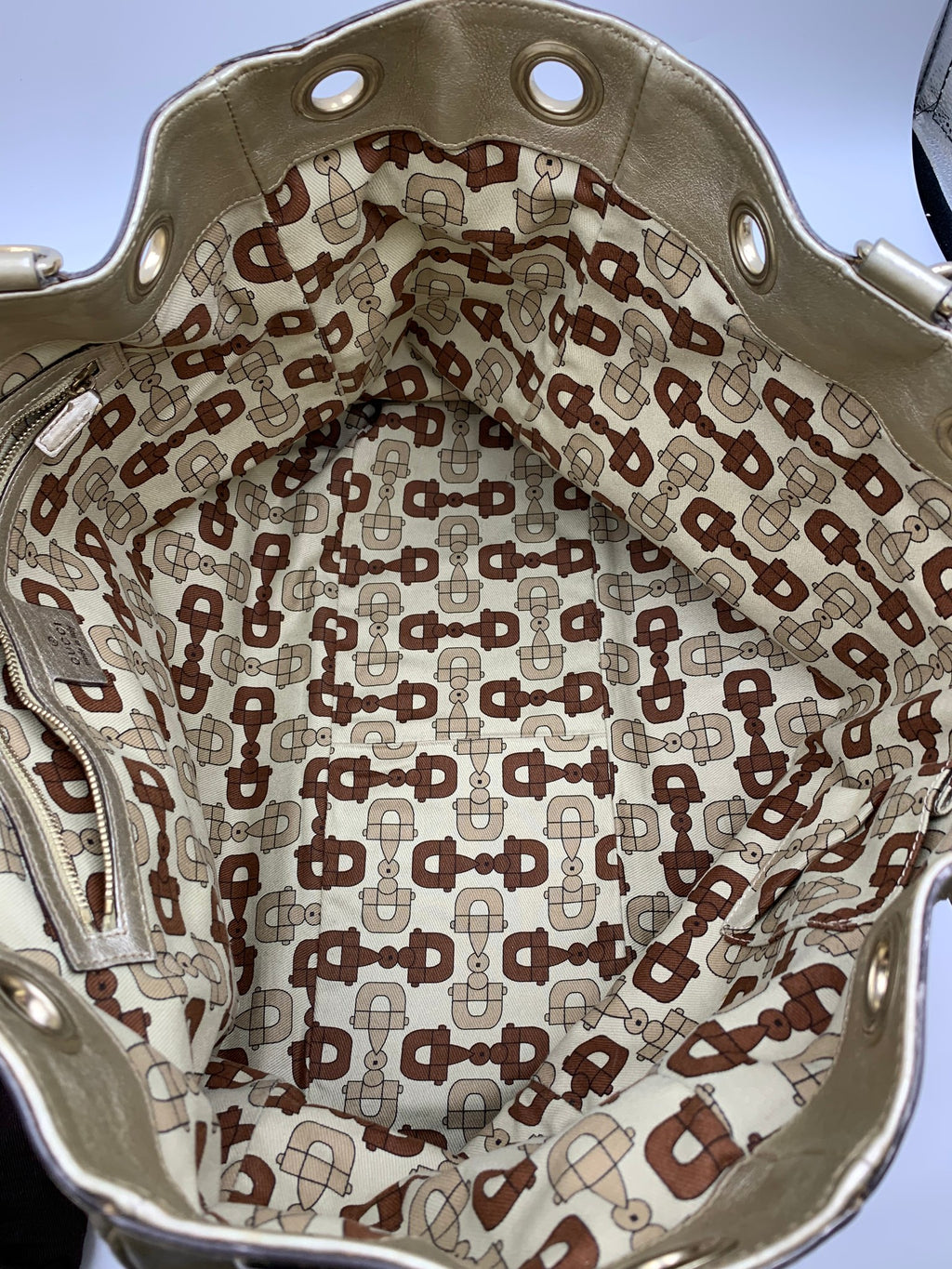 Gucci Positano Guccissima Tote, Metallic gold, stock 0197123 – printed interior
