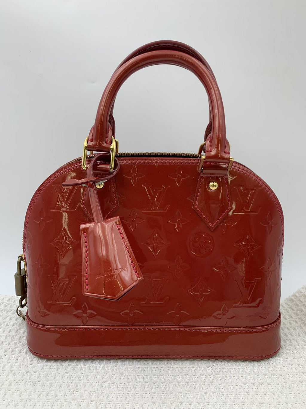 Louis Vuitton Alma BB Red Monogram Vernis Bag - view 1 - item 0073189