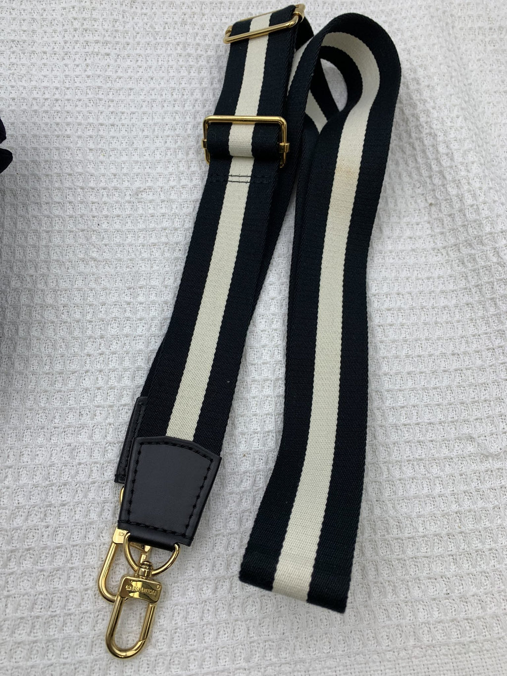Louis Vuitton Josephine GM Monogram Mini Lin Travel Bag - view 7 - item 0033027