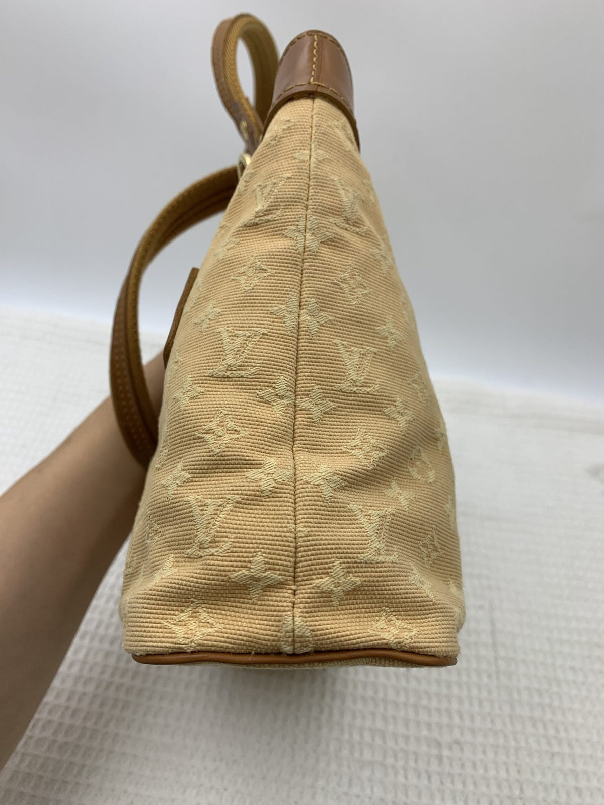Louis Vuitton Mini Monogram Lucille PM Beige - view 4 - item 0273003