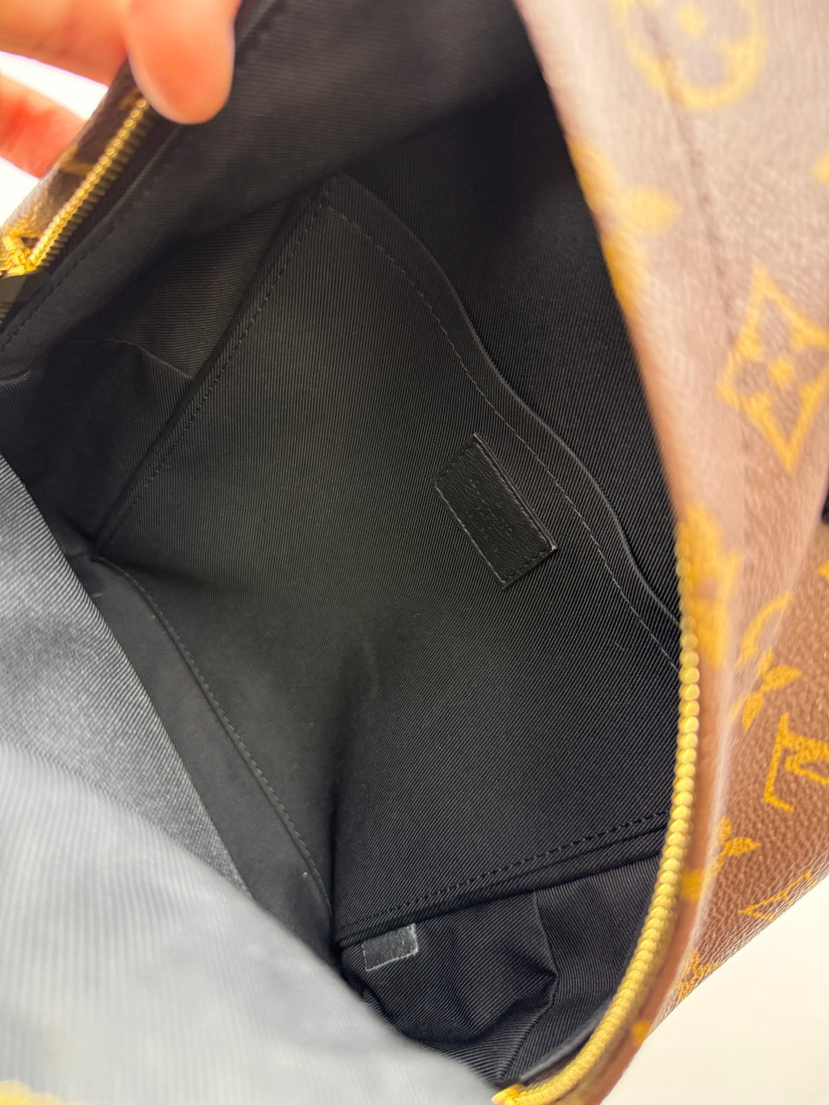 Louis Vuitton Palm Springs Backpack, Monogram brown, stock 0256124 – interior